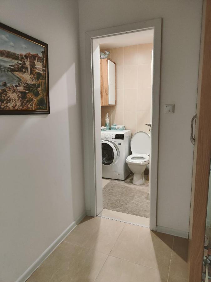 Studio Aivasovskij Park - Meters Away From Beach Πομόριε Εξωτερικό φωτογραφία