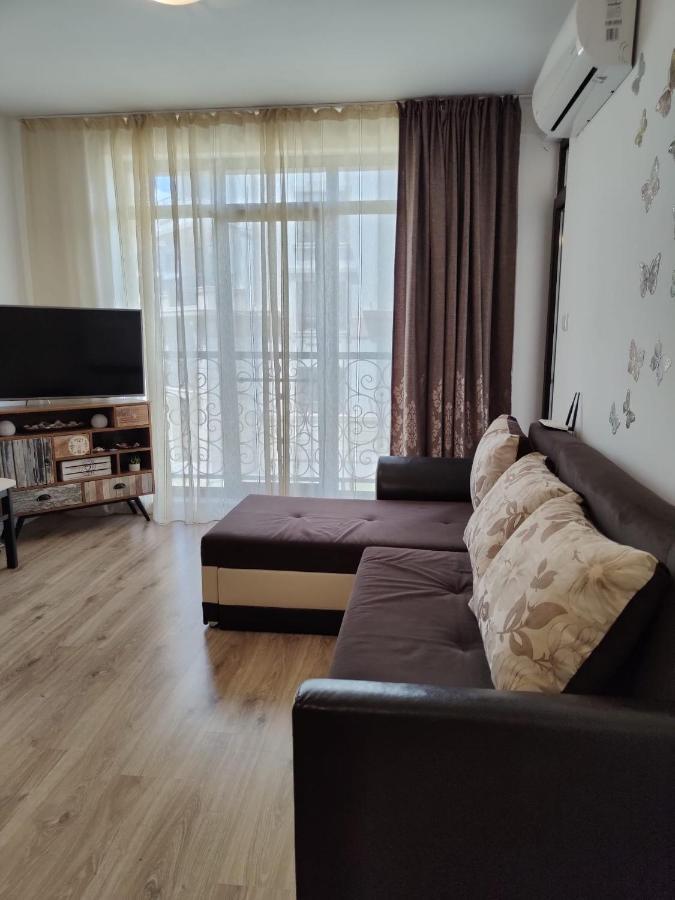 Studio Aivasovskij Park - Meters Away From Beach Πομόριε Εξωτερικό φωτογραφία